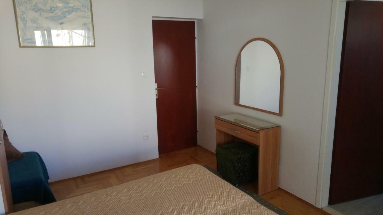 Rooms & Apartments Tepsa - Centre 赫瓦尔 外观 照片