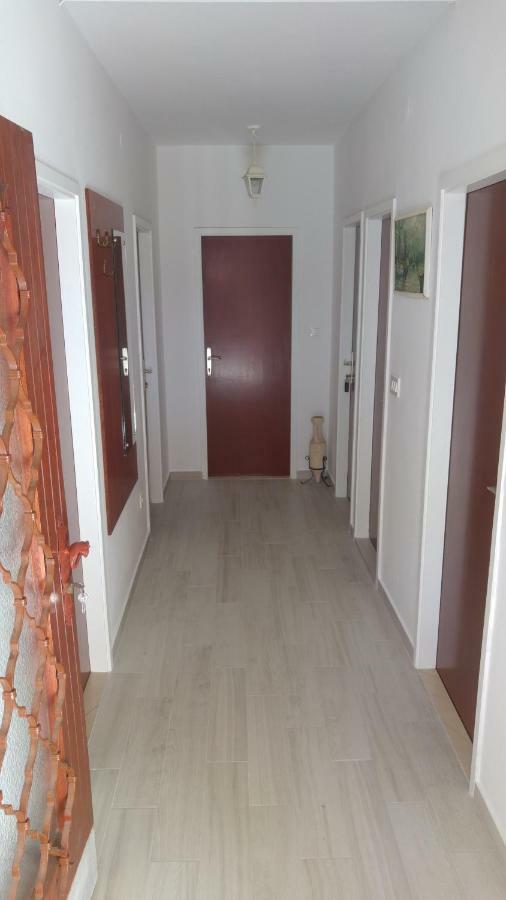 Rooms & Apartments Tepsa - Centre 赫瓦尔 外观 照片